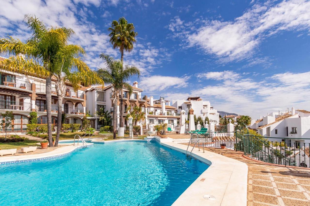 Sanders Golf - Lovely Two-Bedroom Apartment With Shared Pool ミハス エクステリア 写真