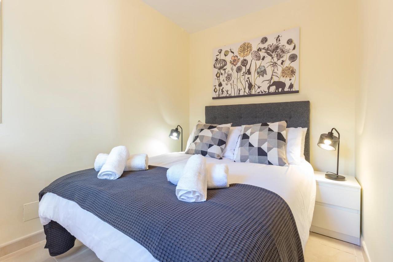 Sanders Golf - Lovely Two-Bedroom Apartment With Shared Pool ミハス エクステリア 写真