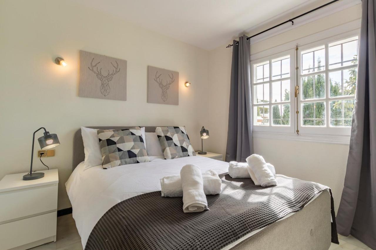 Sanders Golf - Lovely Two-Bedroom Apartment With Shared Pool ミハス エクステリア 写真